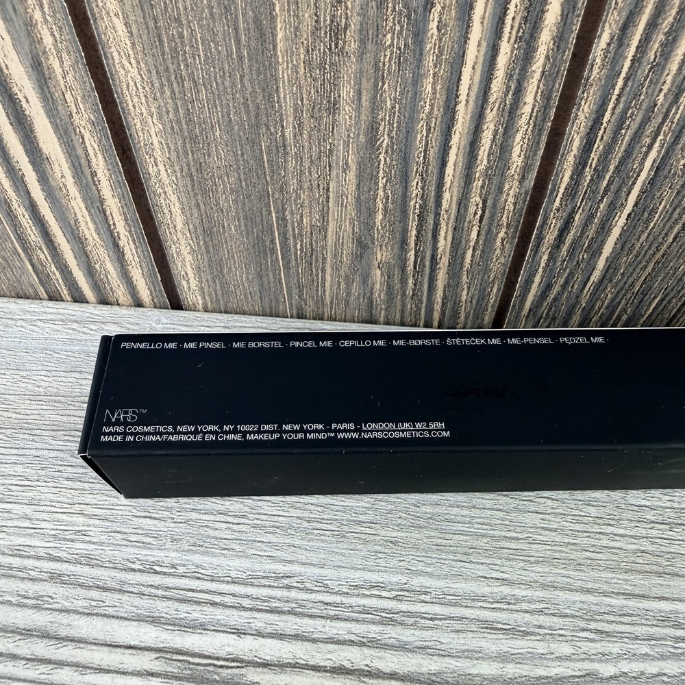 Nars Mie Kabuki Brush #1861 Length 7 Inches Full Size Brand New Sealed Boxed - Picture 9 of 16